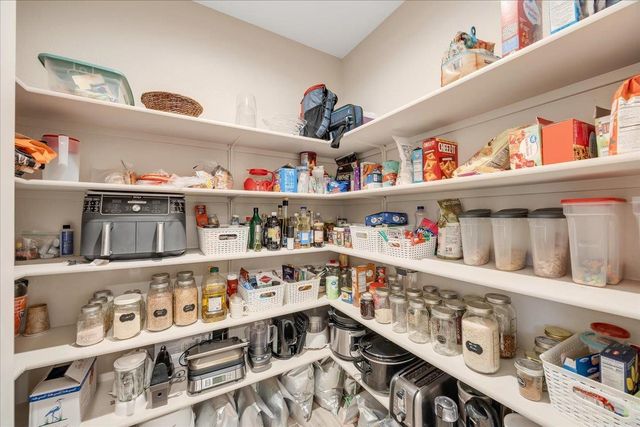 133 Palisades Pl, Copperopolis, CA 95228