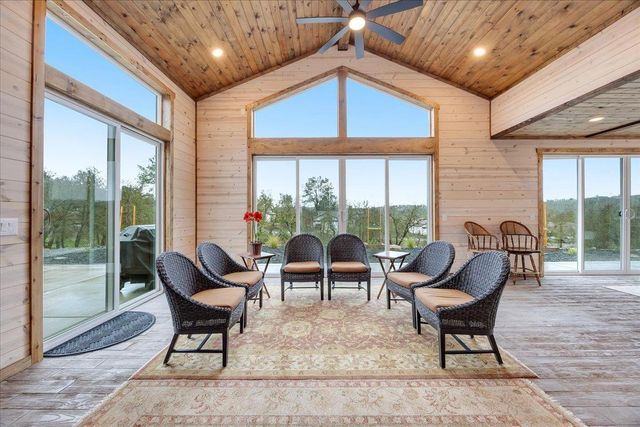 133 Palisades Pl, Copperopolis, CA 95228