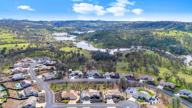 133 Palisades Pl, Copperopolis, CA 95228