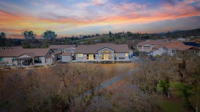 133 Palisades Pl, Copperopolis, CA 95228