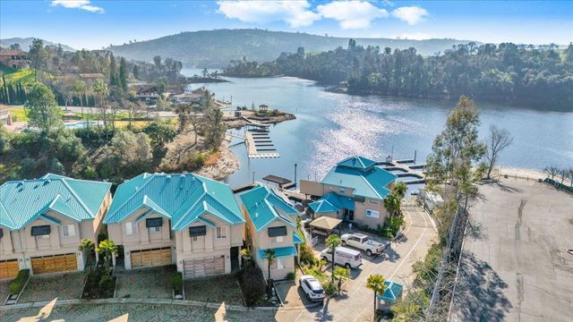 133 Palisades Pl, Copperopolis, CA 95228