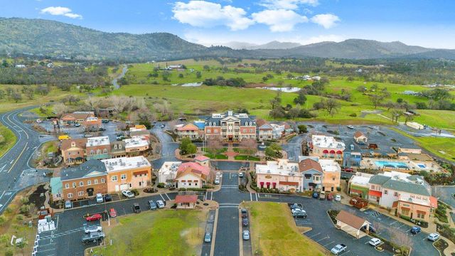 133 Palisades Pl, Copperopolis, CA 95228