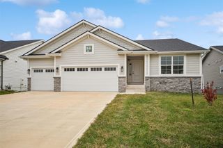 2430 SE 5th Street, West Des Moines, IA 50265