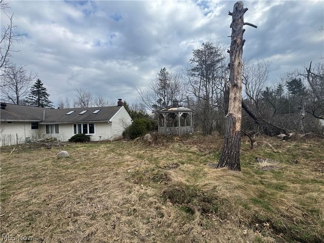 8367 Kirkwood Drive, Chesterland, OH 44026