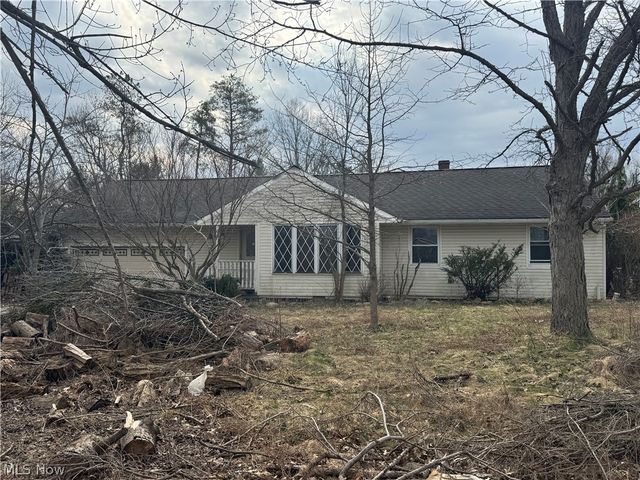 8367 Kirkwood Drive, Chesterland, OH 44026