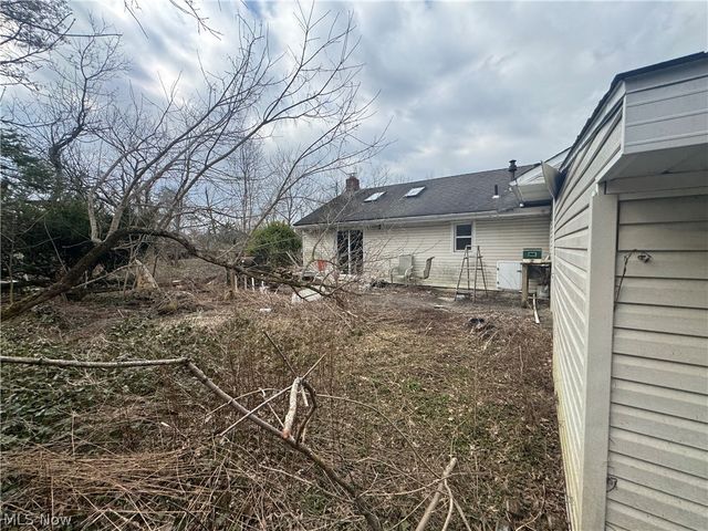 8367 Kirkwood Drive, Chesterland, OH 44026