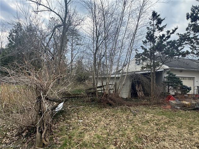 8367 Kirkwood Drive, Chesterland, OH 44026