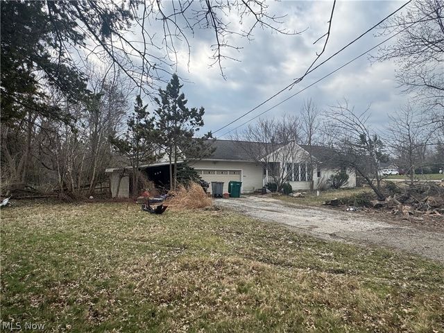 8367 Kirkwood Drive, Chesterland, OH 44026