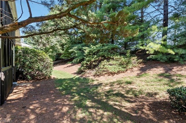 204 Driftwood Lane, Winston-salem, NC 27104