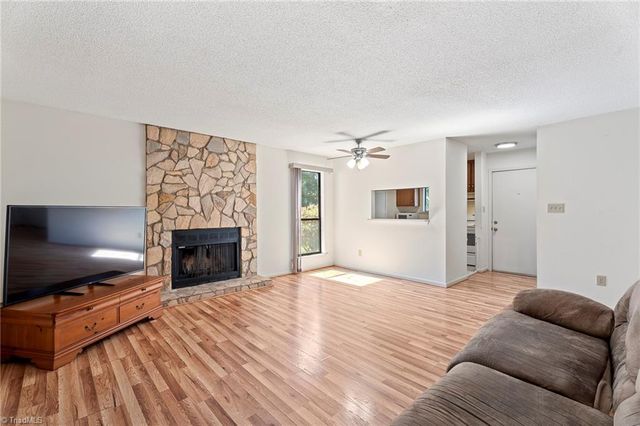204 Driftwood Lane, Winston-salem, NC 27104