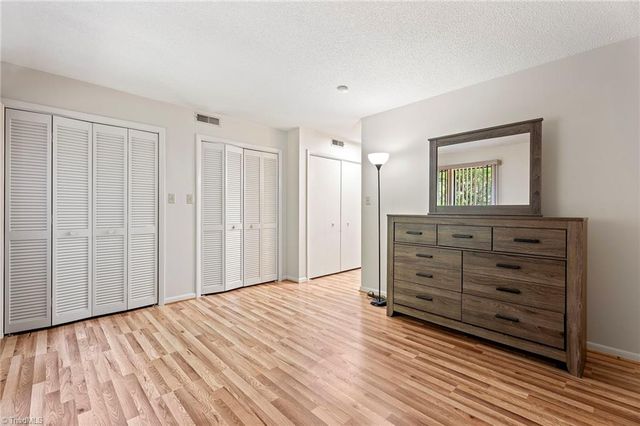 204 Driftwood Lane, Winston-salem, NC 27104