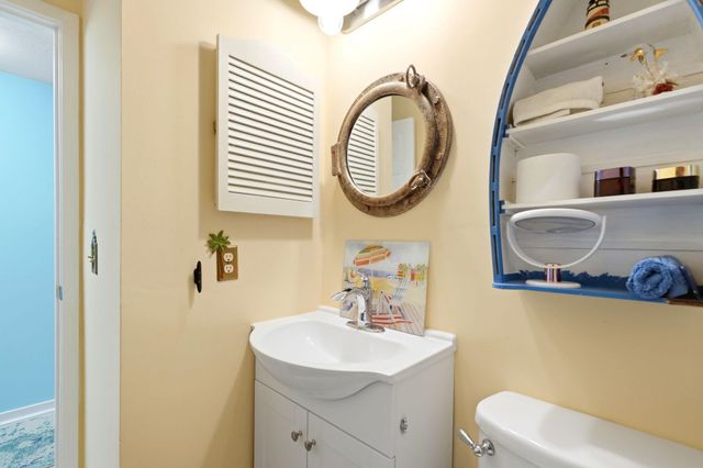 4445 Kingsport Rd Unit 101, Little River, SC 29566