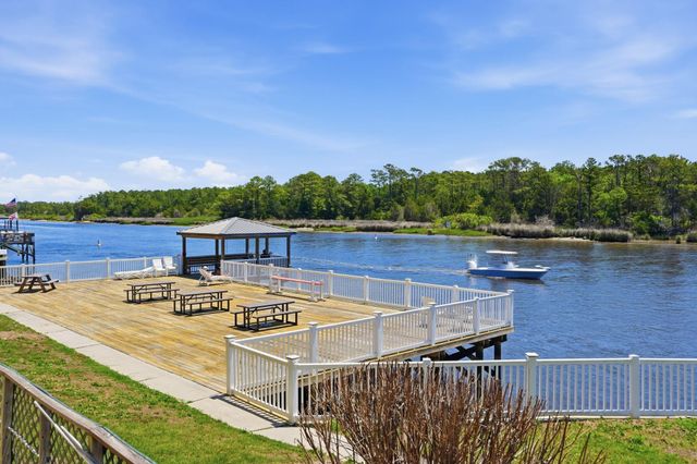 4445 Kingsport Rd Unit 101, Little River, SC 29566