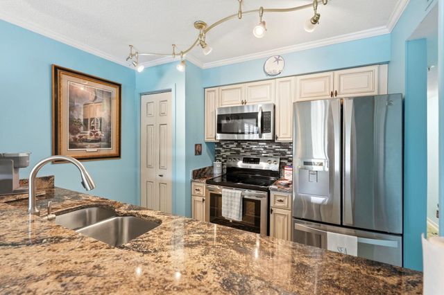 4445 Kingsport Rd Unit 101, Little River, SC 29566