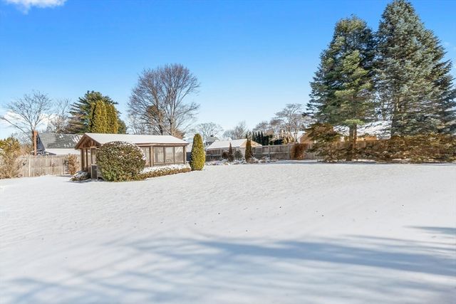 14 Hull Street, Beverly, MA 01915