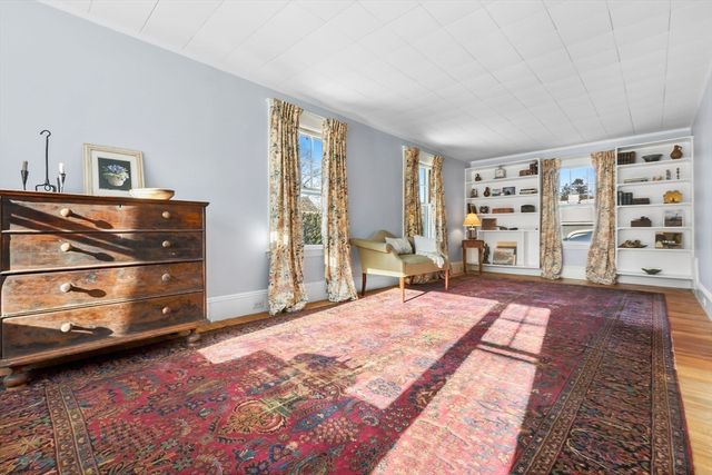 14 Hull Street, Beverly, MA 01915