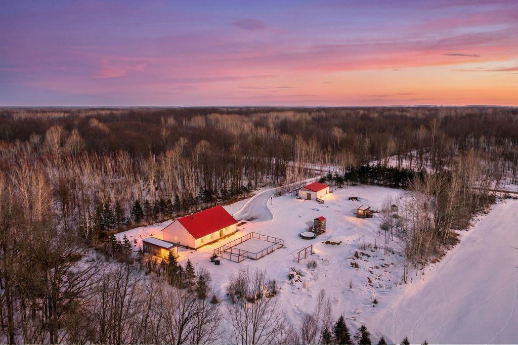 3025 Pilot Street, Brook Park, MN 55007