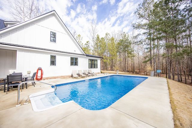 2048 Old Guard Road, Columbus, GA 31909