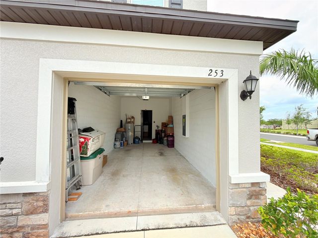 253 TULIP BANDED WAY, Ruskin, FL 33570