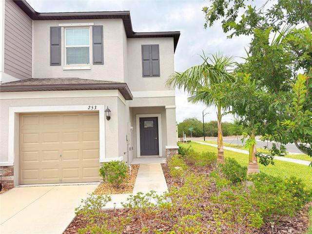 253 TULIP BANDED WAY, Ruskin, FL 33570