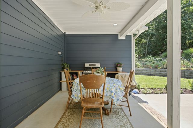 1007 Scenic Dr, Pulaski, TN 38478