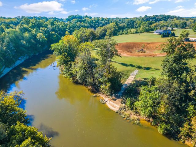 3939 Franklin Pike, Columbia, TN 38401