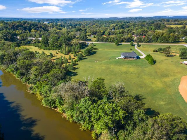 3939 Franklin Pike, Columbia, TN 38401