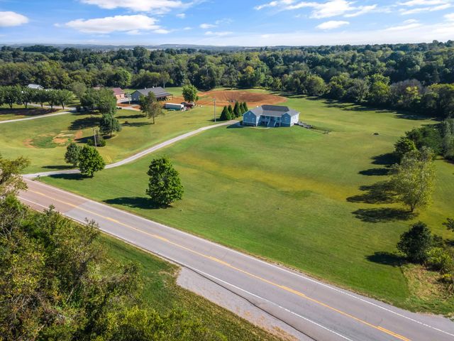 3939 Franklin Pike, Columbia, TN 38401