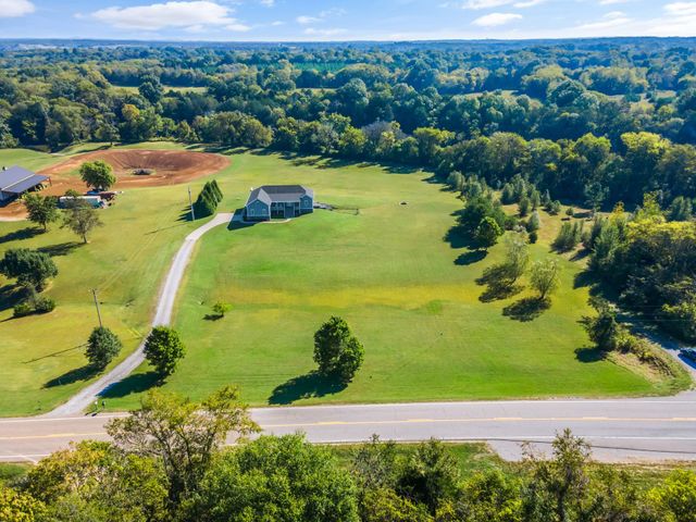 3939 Franklin Pike, Columbia, TN 38401