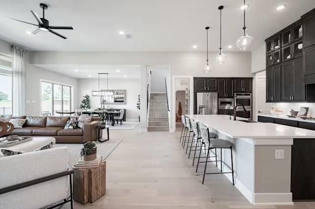 8123 Sunny Ridge Drive, Fulshear, TX 77441