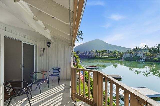 7007 Hawaii Kai Drive J24, Honolulu, HI 96825