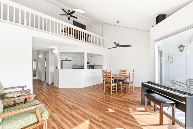 7007 Hawaii Kai Drive J24, Honolulu, HI 96825