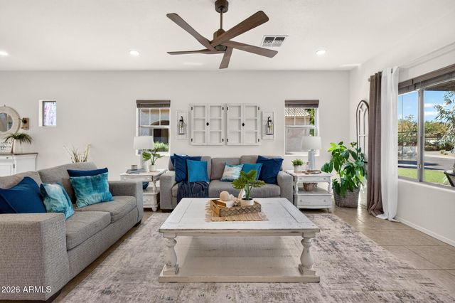 16045 W Banff Lane, Surprise, AZ 85379