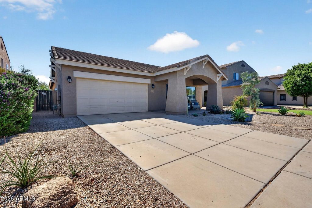 16045 W Banff Lane, Surprise, AZ 85379 — photo 2