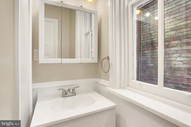 203 KELKER ST, Harrisburg, PA 17102