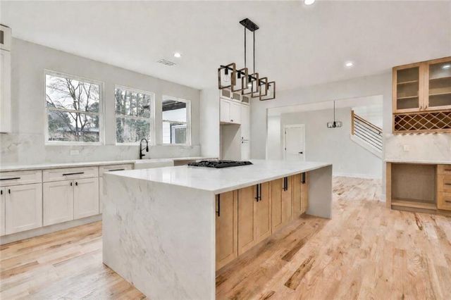 170 Lakeview Lane, Fayetteville, GA 30214