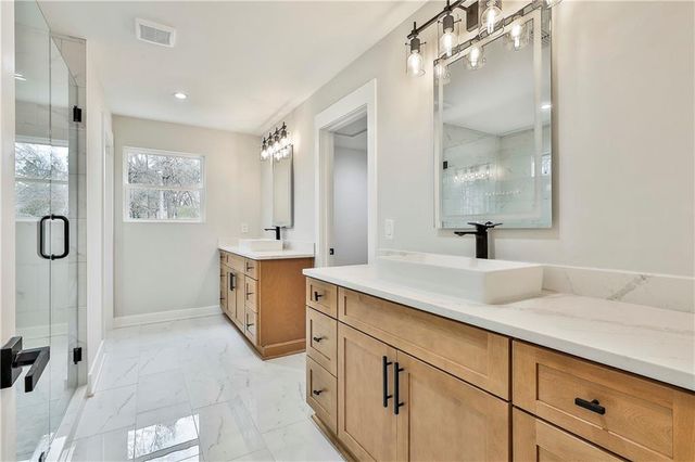 170 Lakeview Lane, Fayetteville, GA 30214