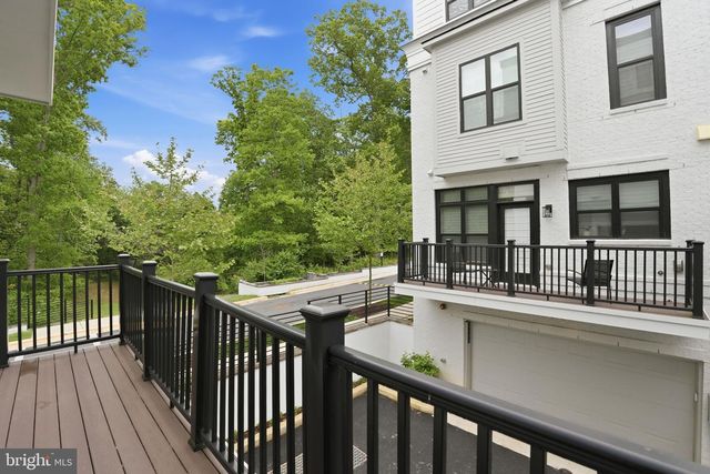11400 EMERALD PARK RD, Potomac, MD 20854