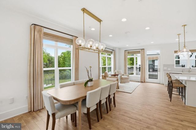 11400 EMERALD PARK RD, Potomac, MD 20854