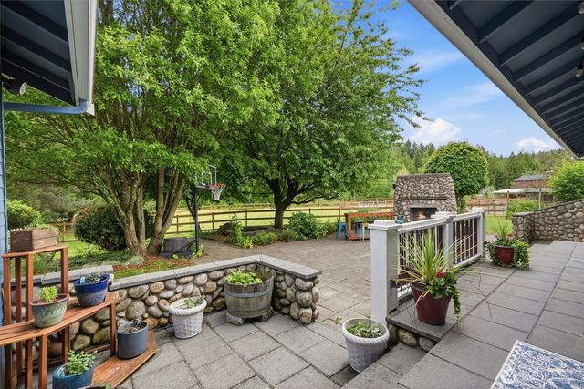 13732 217th Avenue SE, Issaquah, WA 98027