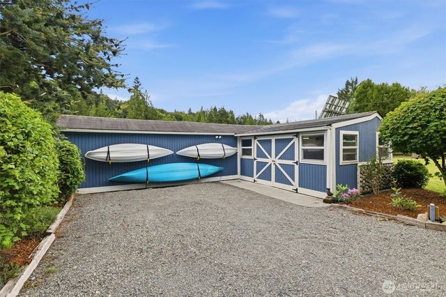 13732 217th Avenue SE, Issaquah, WA 98027