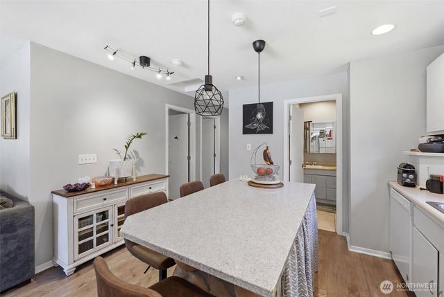 13732 217th Avenue SE, Issaquah, WA 98027