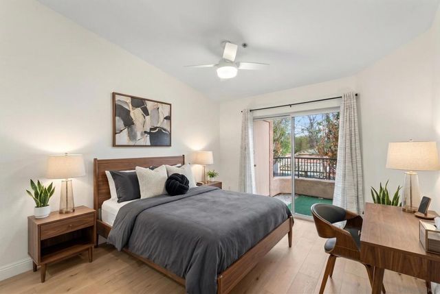 18752 Caminito Cantilena 166, San Diego, CA 92128