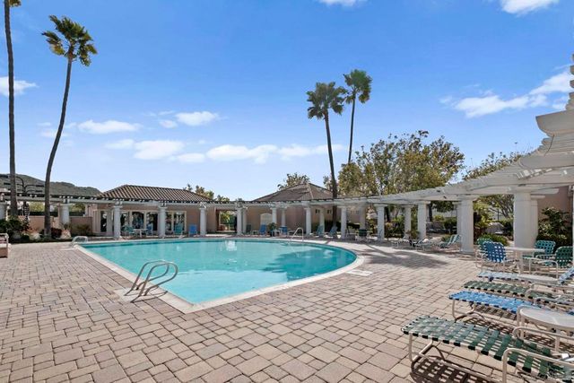 18752 Caminito Cantilena 166, San Diego, CA 92128