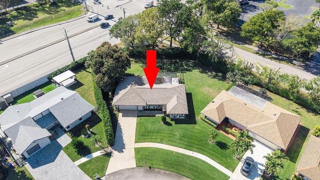 6206 Springdale Way, Delray Beach, FL 33445