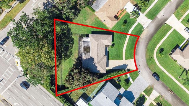 6206 Springdale Way, Delray Beach, FL 33445