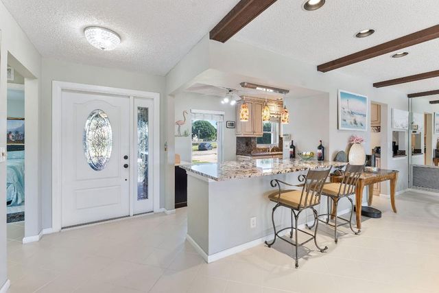 6206 Springdale Way, Delray Beach, FL 33445