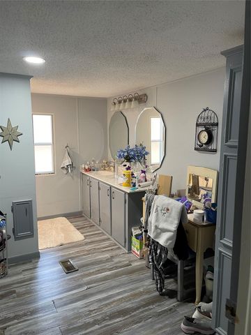 694 Fm 2296, Huntsville, TX 77340