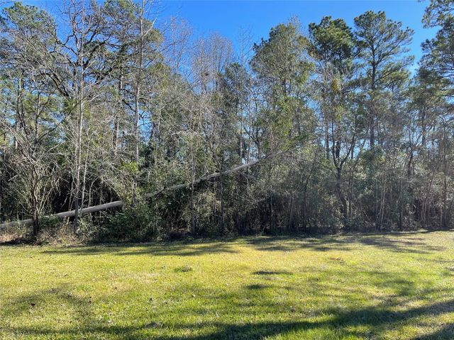 694 Fm 2296, Huntsville, TX 77340