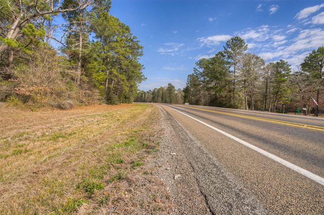 694 Fm 2296, Huntsville, TX 77340